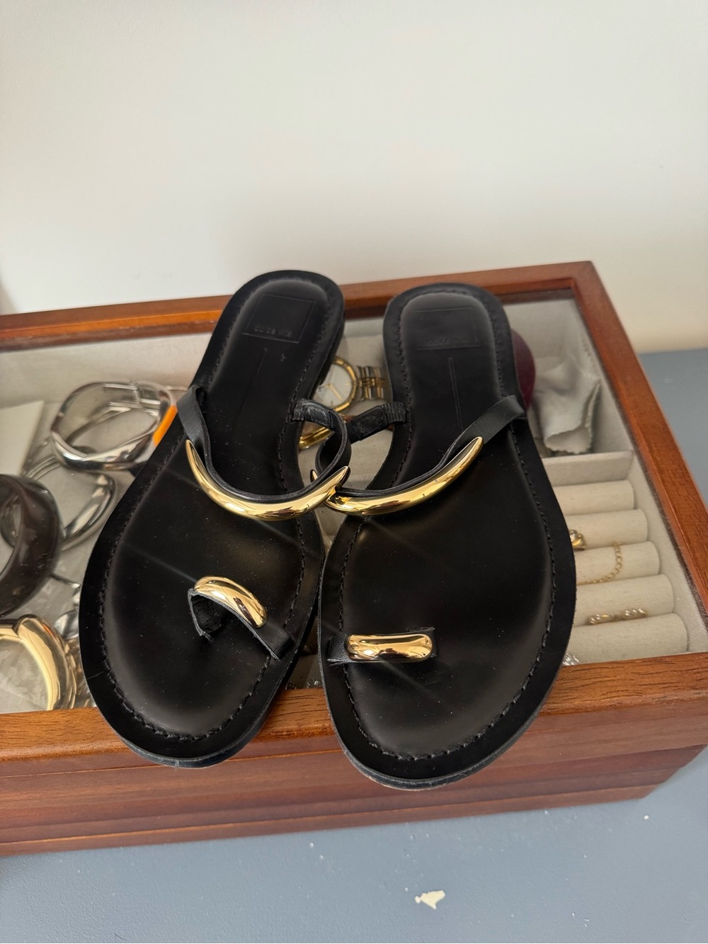 Dolce Vita Black Leather Toe Ring Sandal
